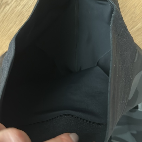 Women’s cropped knockout legging in size xs - Picture 4 of 6